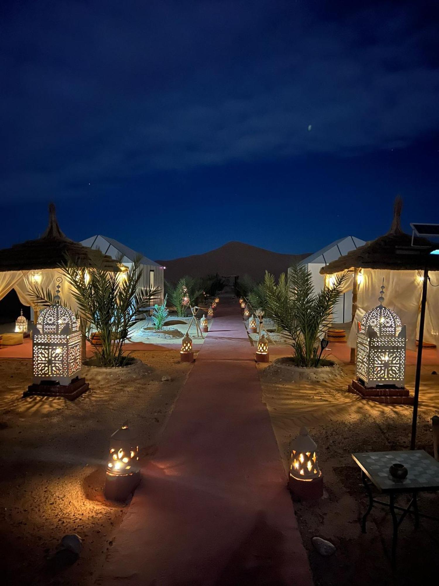 Отель Sahara Tours Luxury Camp Мерзуга Экстерьер фото