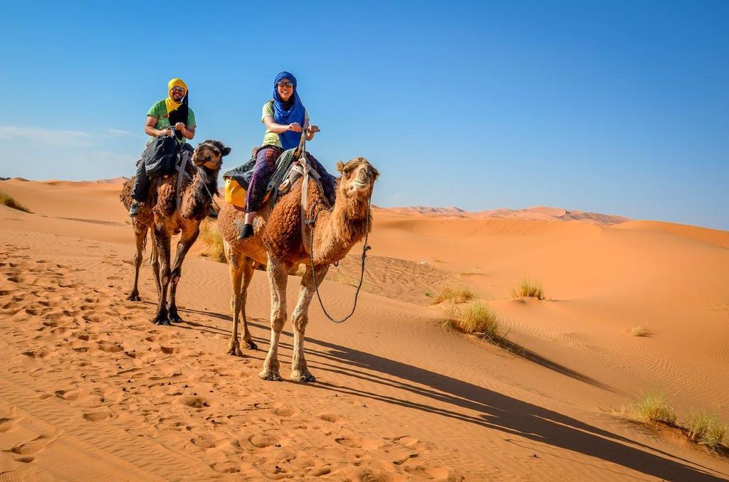 Отель Sahara Tours Luxury Camp Мерзуга Экстерьер фото